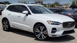 2023 Volvo XC60 Recharge T8 Plus Bright Theme