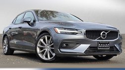 2021 Volvo S60 T6 Momentum