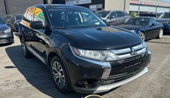 2017 Mitsubishi Outlander ES