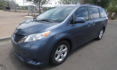 2017 Toyota Sienna LE