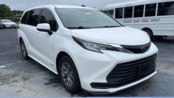 2021 Toyota Sienna LE 8-Passenger
