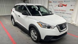 2019 Nissan Kicks S