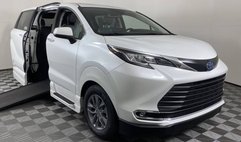 2022 Toyota Sienna XLE 7-Passenger