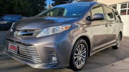 2018 Toyota Sienna XLE