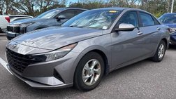 2023 Hyundai Elantra SE