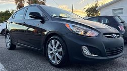 2013 Hyundai Accent SE