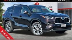 2022 Toyota Highlander Hybrid XLE
