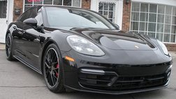 2019 Porsche Panamera GTS