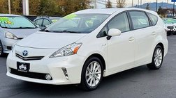 2014 Toyota Prius v Five