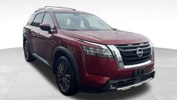 2022 Nissan Pathfinder SL