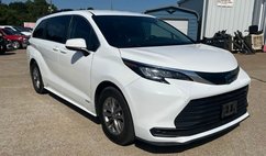 2021 Toyota Sienna LE 8-Passenger