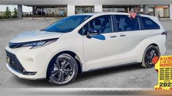 2025 Toyota Sienna XSE 7-Passenger AWD
