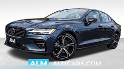 2024 Volvo S60 B5 Plus Dark Theme