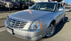 2011 Cadillac DTS Luxury Collection