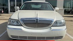2005 Lincoln Town Car Signature Limited