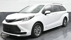 2021 Toyota Sienna LE 8-Passenger