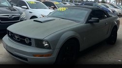 2006 Ford Mustang V6 Deluxe