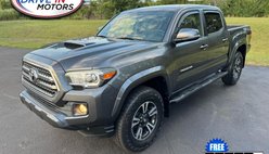2017 Toyota Tacoma TRD Sport