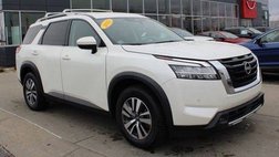 2023 Nissan Pathfinder SL