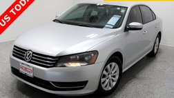 2014 Volkswagen Passat S