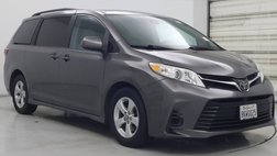2018 Toyota Sienna LE