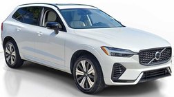 2024 Volvo XC60 Recharge T8 Core Dark Theme