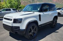 2025 Land Rover Defender 90 V8