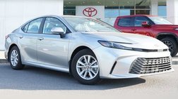 2026 Toyota Camry LE FWD