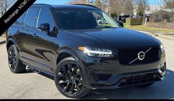 2023 Volvo XC90 Recharge T8 Ultimate Dark Theme