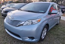 2015 Toyota Sienna LE