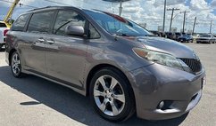 2014 Toyota Sienna SE 8-Passenger
