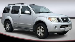 2010 Nissan Pathfinder SE