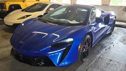 2023 McLaren Artura Base