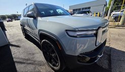 2025 Rivian R1S Adventure
