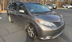 2016 Toyota Sienna LE