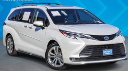 2022 Toyota Sienna Platinum 7-Passenger