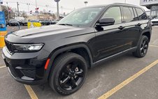2023 Jeep Grand Cherokee Laredo