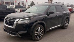 2024 Nissan Pathfinder Platinum