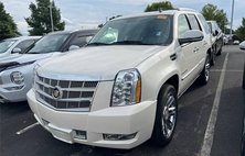 2013 Cadillac Escalade Platinum Edition