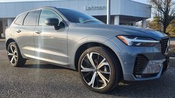 2023 Volvo XC60 B5 Ultimate Dark Theme