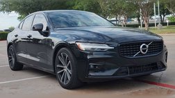 2022 Volvo S60 B5 Momentum