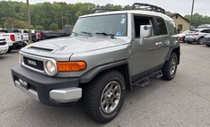 2012 Toyota FJ Cruiser Base