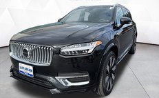 2023 Volvo XC90 Recharge T8 Ultimate Bright Theme 7P