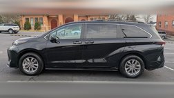 2024 Toyota Sienna XLE 7-Passenger