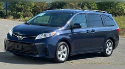 2019 Toyota Sienna LE