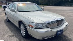 2005 Lincoln Town Car Signature