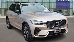 2025 Volvo XC60 B5 Core Dark Theme