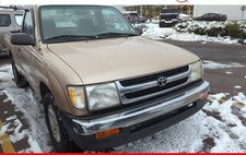 2000 Toyota Tacoma Base