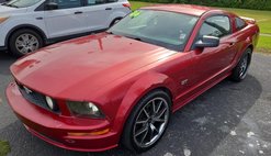 2006 Ford Mustang GT Deluxe