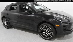 2022 Porsche Macan Base